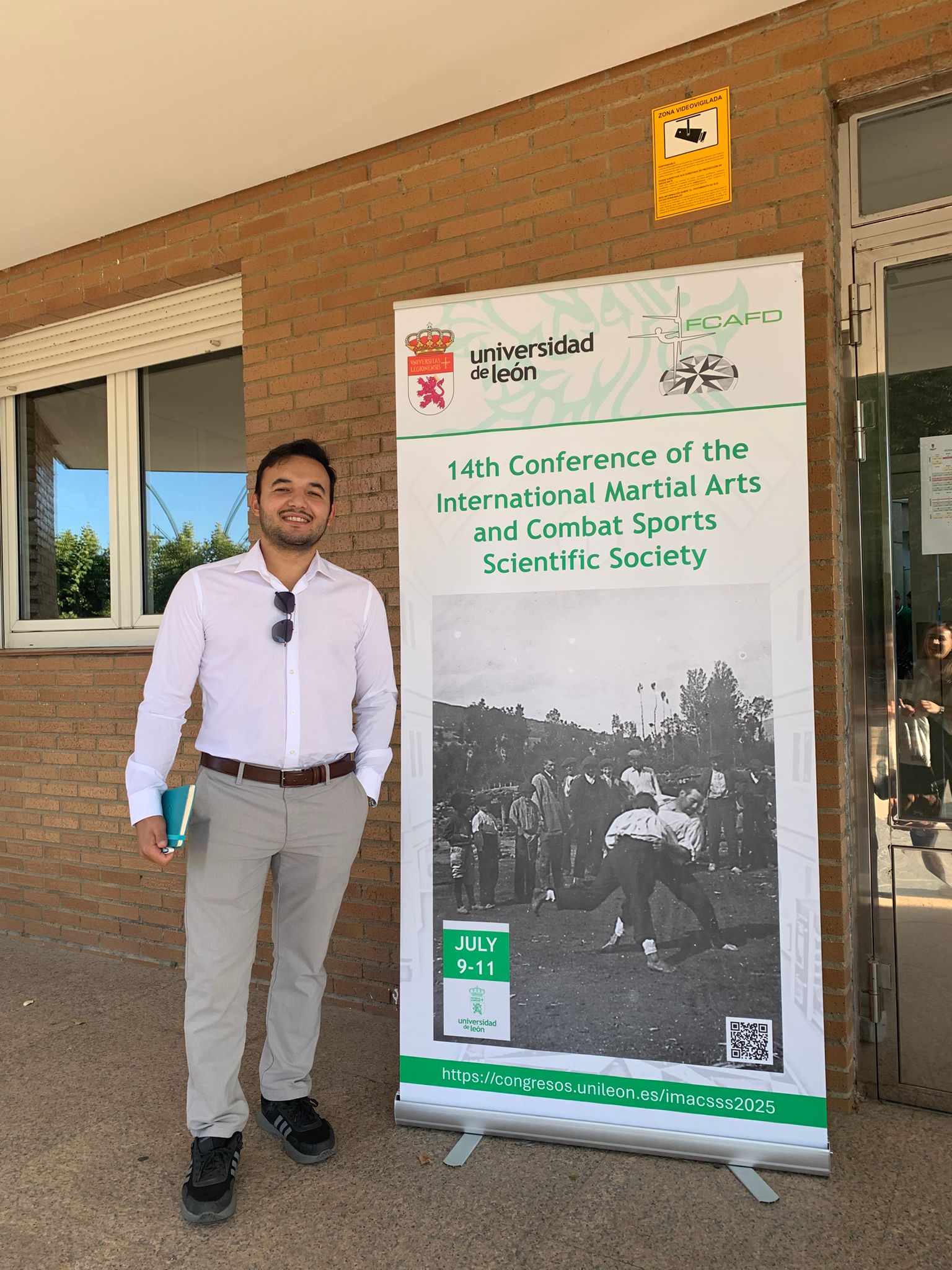 Akademik Personelimiz Yurt Dışında Düzenlenen Uluslararası bir Kongrede Çalışması İle Okulumuzu Temsil Etti